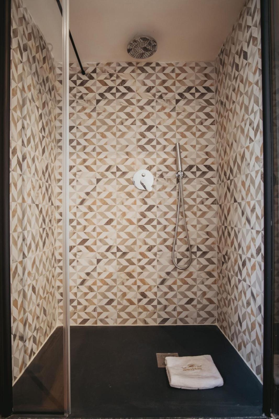 Colosseum Rooms Rzym Zewnętrze zdjęcie